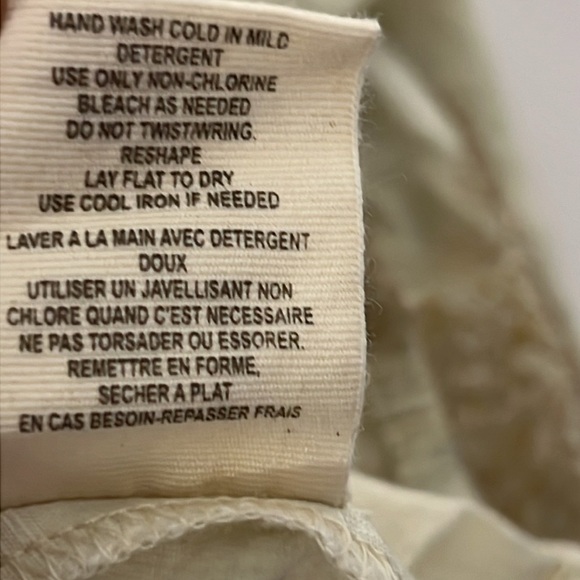 Elegant Cream and Gray Women's Top - Picture 14 of 16